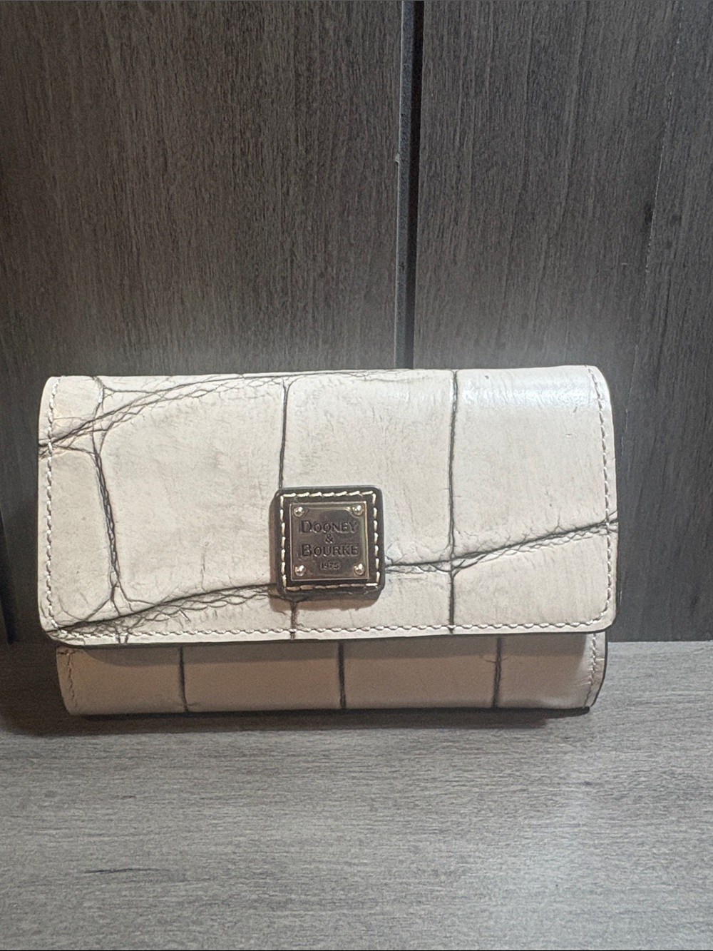 Dooney & Bourke Off-White Croc-Embossed Leather Wallet with Metal Logo Plaque